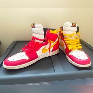 Jordan 1 Retro High OG Light Fusion Red, White, Orange. Men’s size 13.